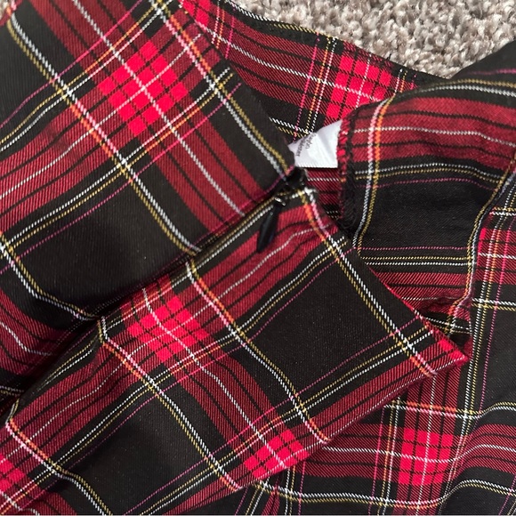 Free with any $10 purchase of regular item 16 Plaid Red and Black Stretch Pants - Picture 4 of 4